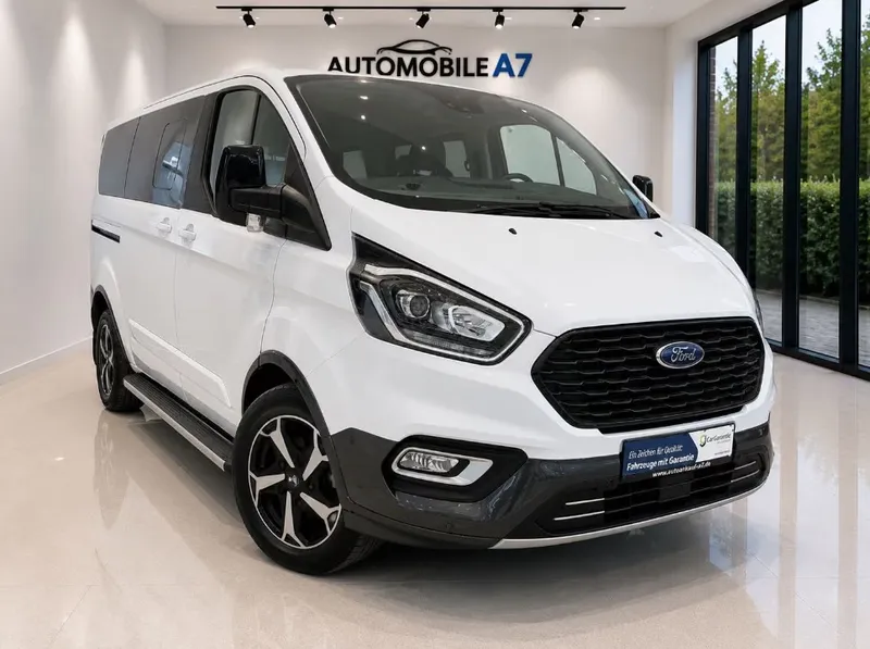 Семейный экспресс на восьмерых: Разбор Ford Tourneo Custom Active