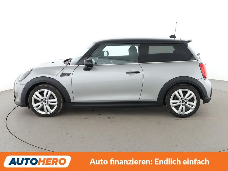 MINI Cooper S Resolute Edition: Компактный драйв в правильном исполнении